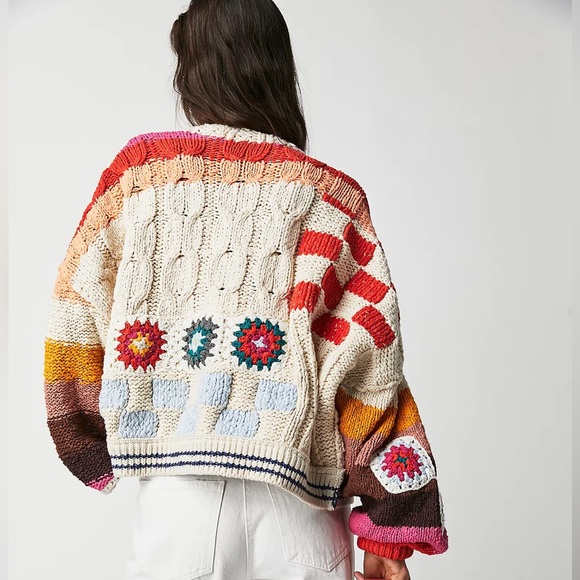 Anthropologie -SAACHI Square Checkered Multi Pattern Cardigan OS - Picture 4 of 7